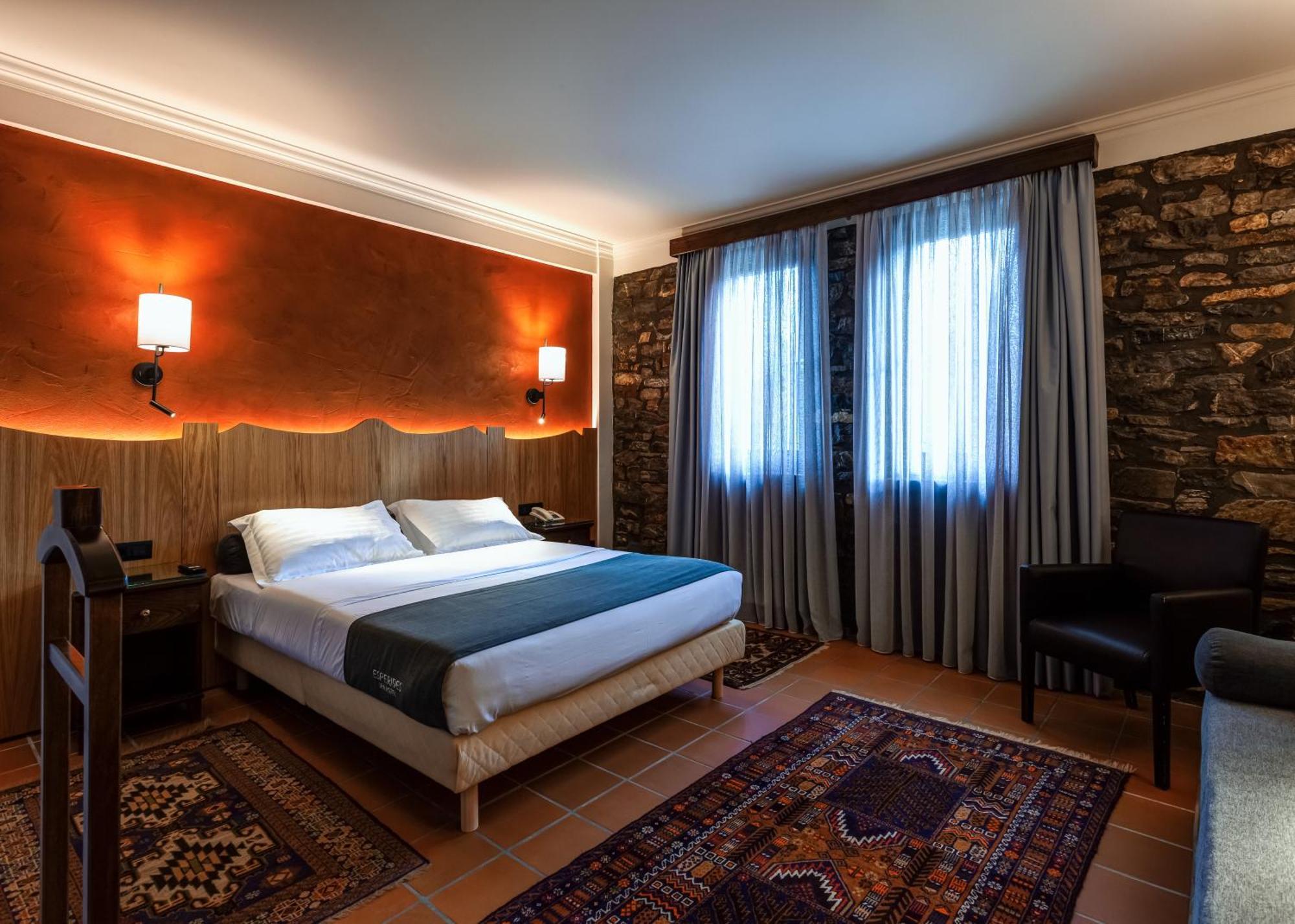 Εσπερίδες Naousa (Imathia) Luaran gambar